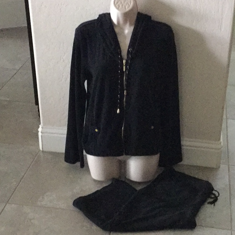 VS Plush/Lush Black Velour Set